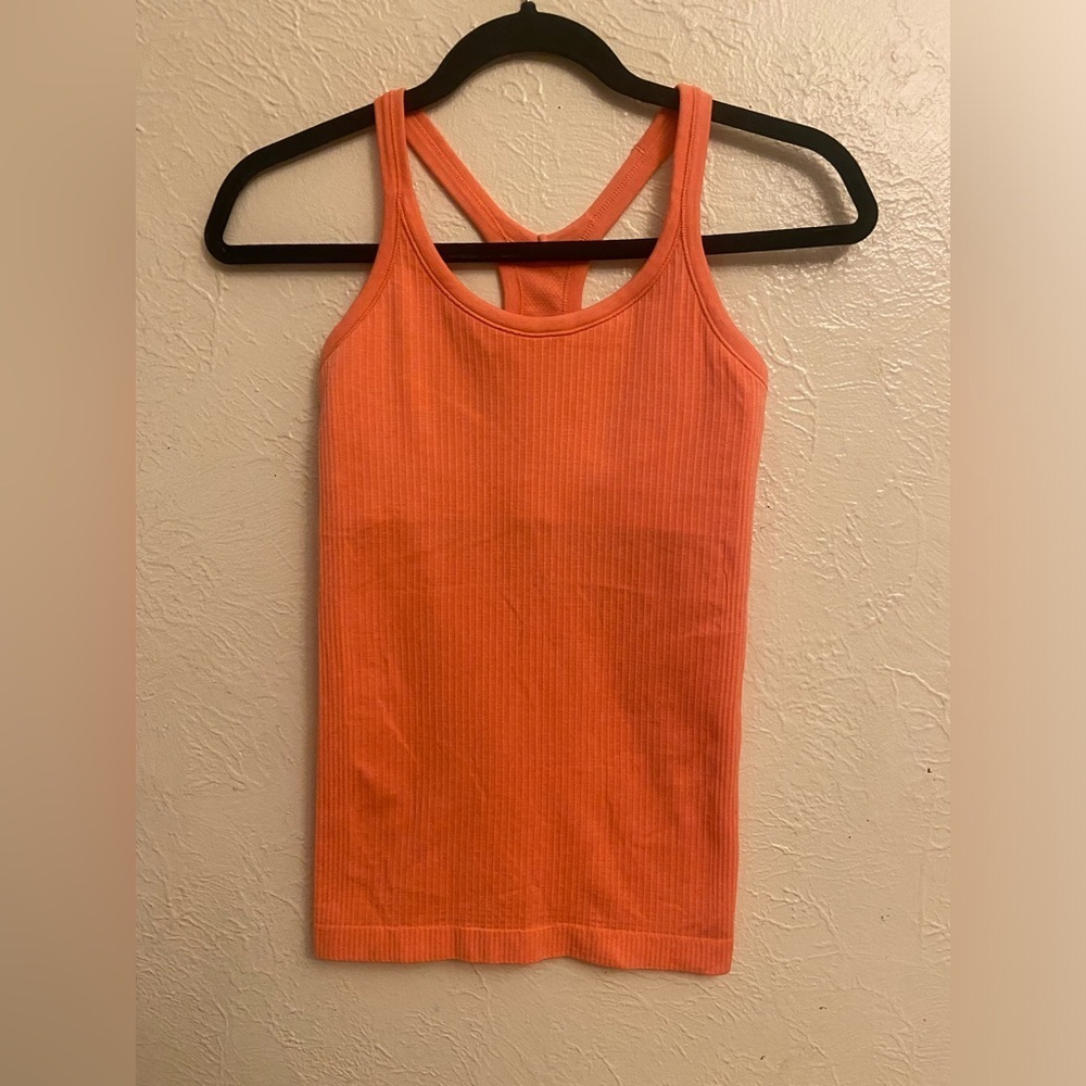 Lululemon top - Picture 2 of 14